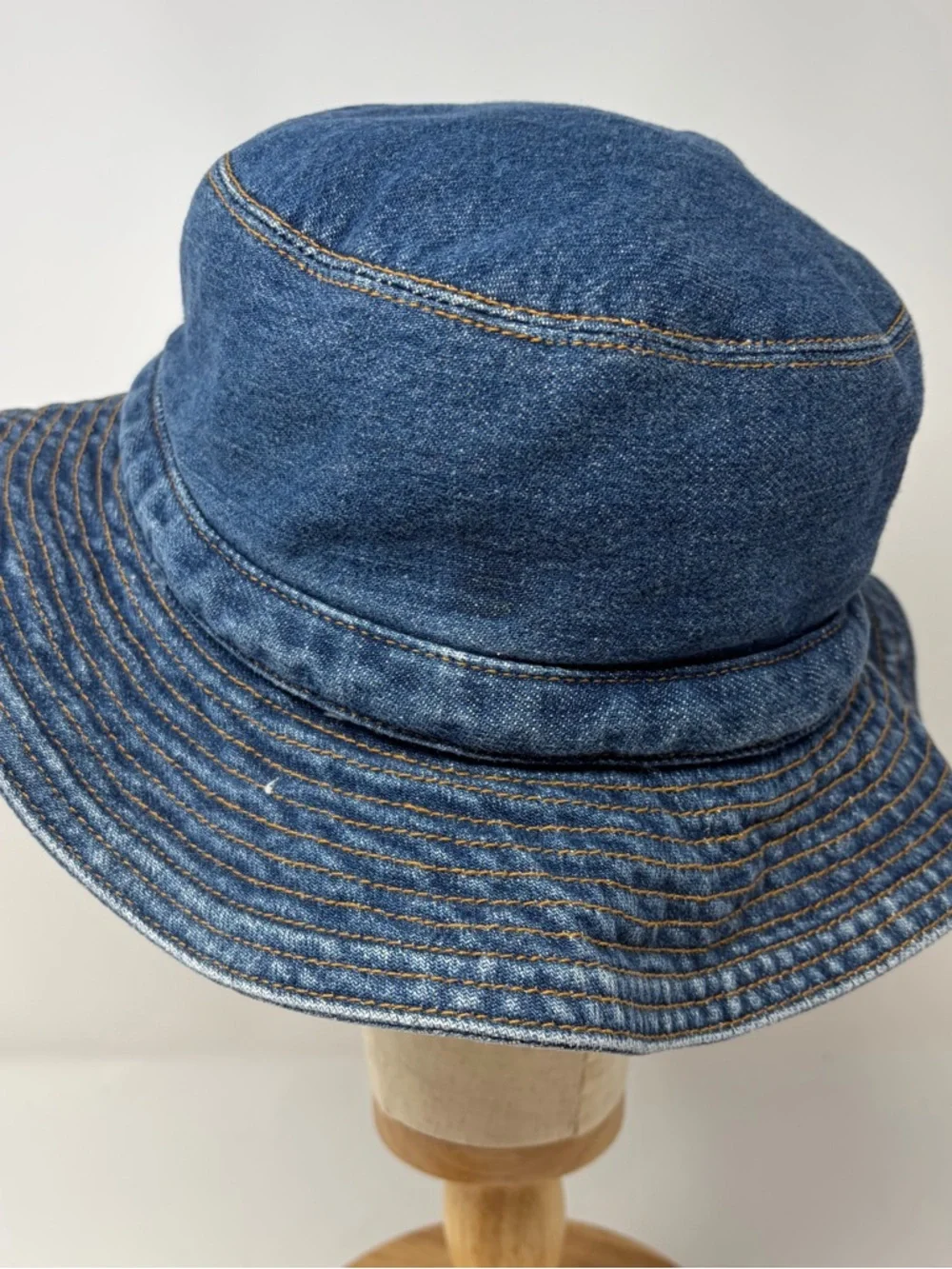 GANNI Denim‎ Bucket Hat Patch Logo New York Apple Blue